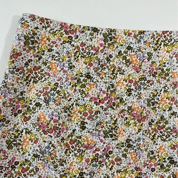 Loft Womens Floral skirt size 12 - Picture 3 of 9